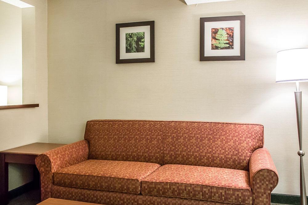 Comfort Inn & Suites Wilkes Barre - Arena Wilkes-Barre Exterior foto