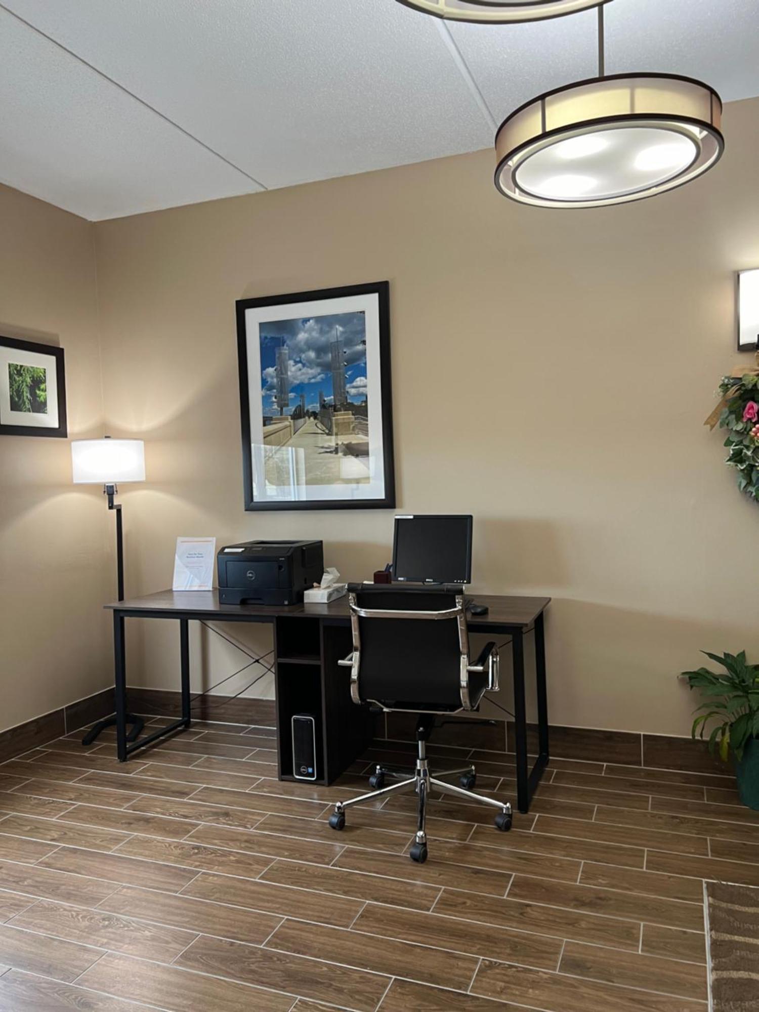 Comfort Inn & Suites Wilkes Barre - Arena Wilkes-Barre Exterior foto