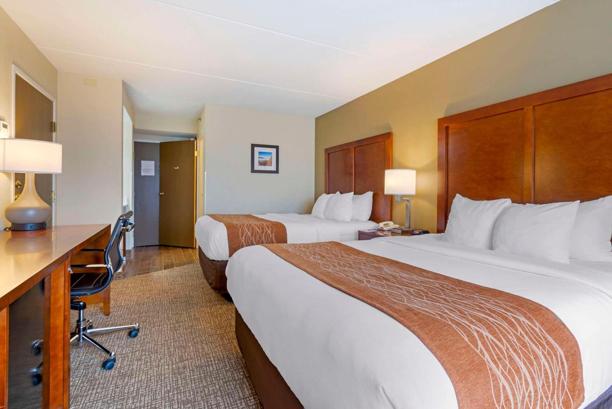 Comfort Inn & Suites Wilkes Barre - Arena Wilkes-Barre Exterior foto